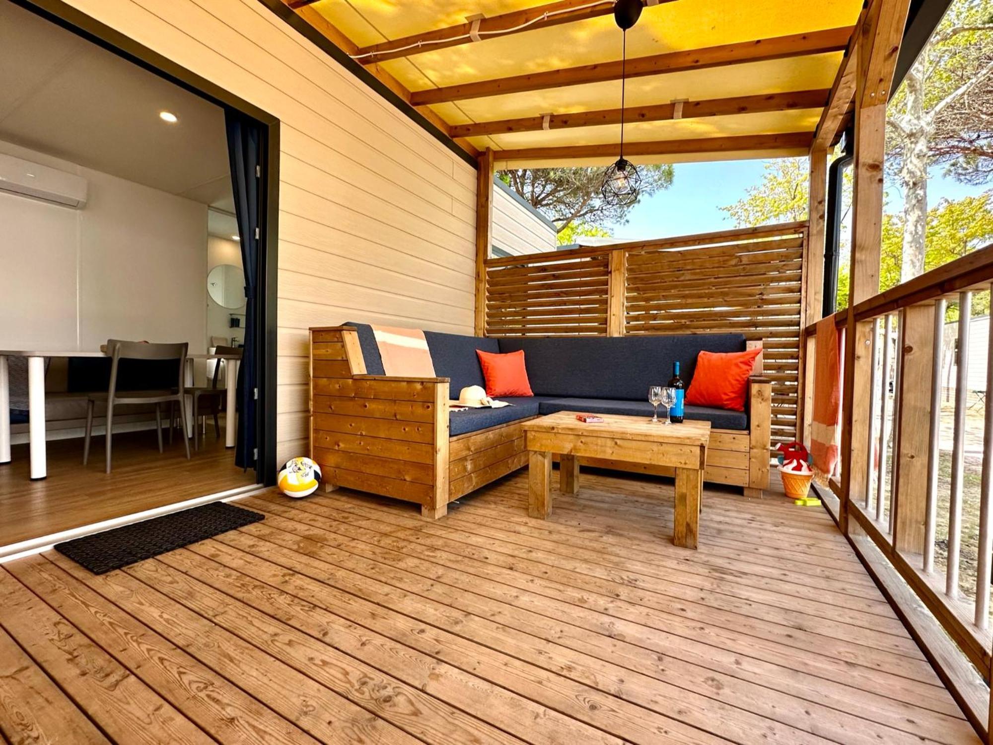 Estivo Premium Deluxe Mobile Homes On Camping Del Sole Village イゼーオ エクステリア 写真