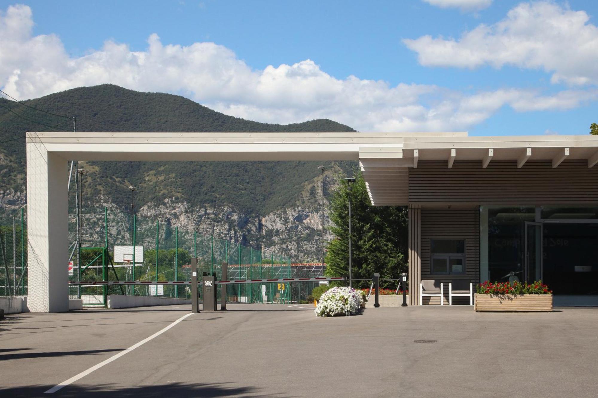 Estivo Premium Deluxe Mobile Homes On Camping Del Sole Village イゼーオ エクステリア 写真