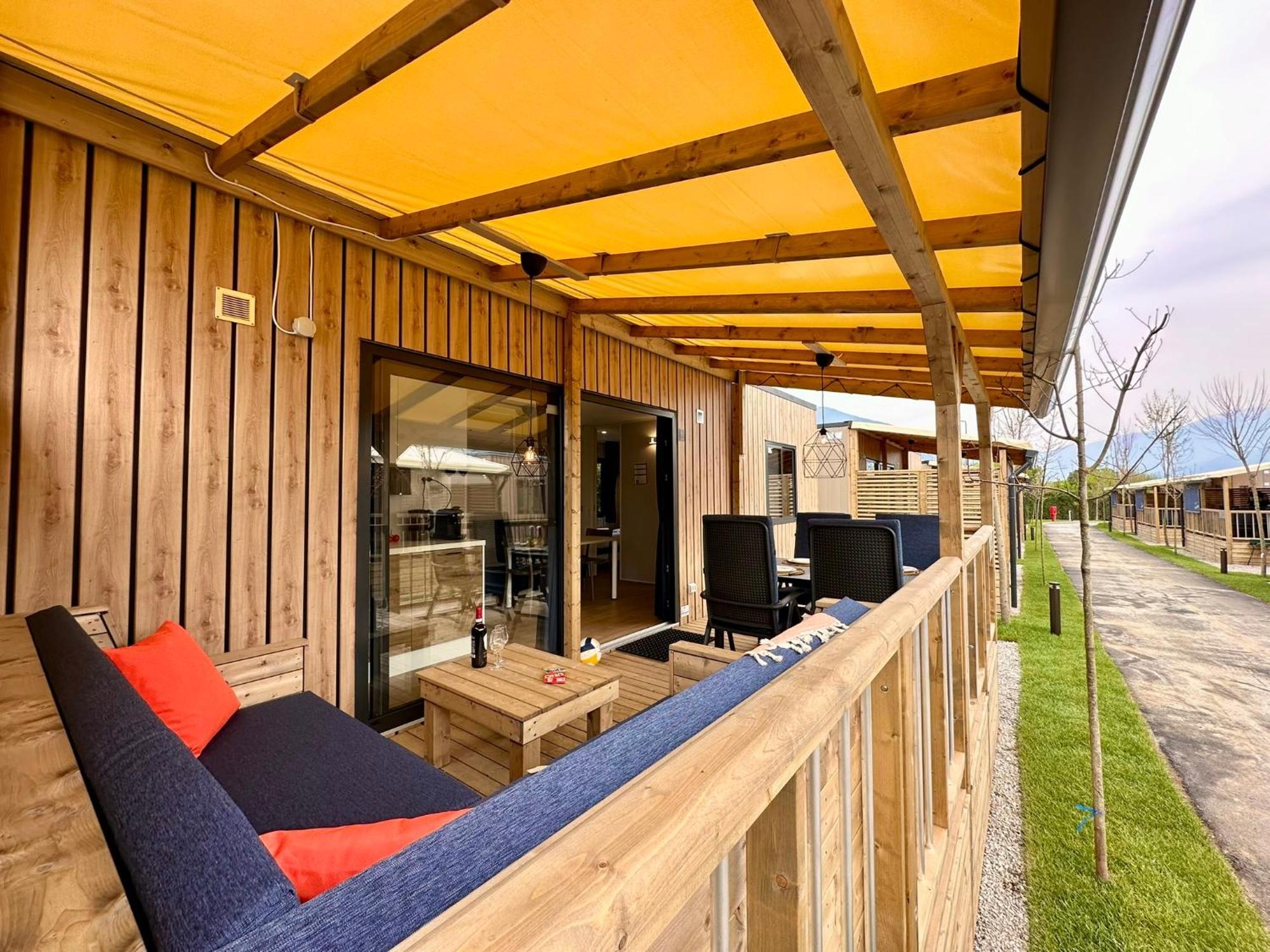 Estivo Premium Deluxe Mobile Homes On Camping Del Sole Village イゼーオ エクステリア 写真